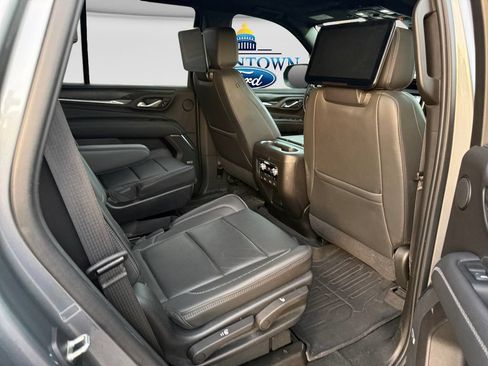 Used 2021 GMC Yukon Denali w/ Denali Premium Package AWD/4WD image 26