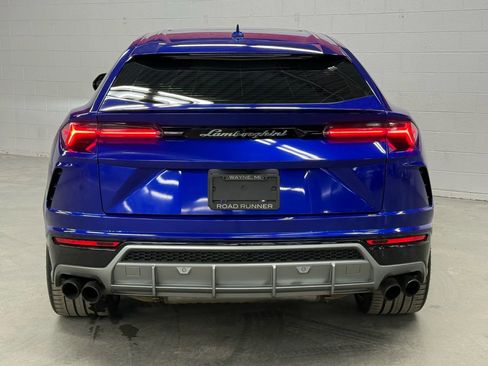Used 2019 Lamborghini Urus image 15