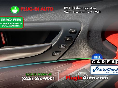Used 2023 Lexus IS 500 w/ Accessory Package RWD image 28