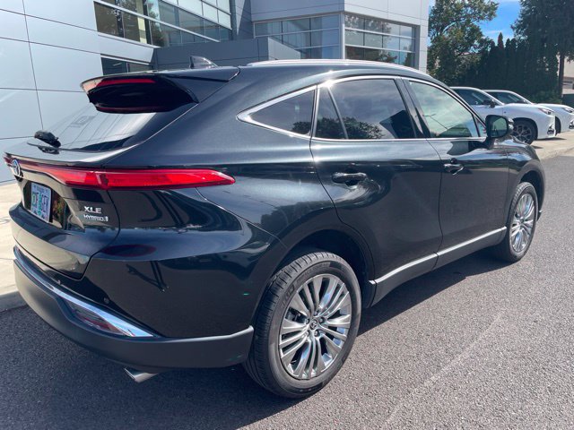 Used 2021 Toyota Venza XLE w/ Softex Package AWD/4WD image 3