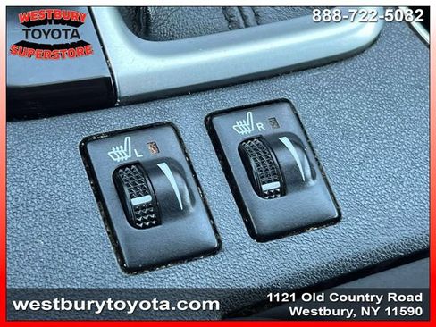 Used 2017 Toyota Highlander XLE AWD/4WD image 33