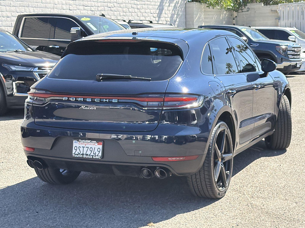 Used 2020 Porsche Macan AWD/4WD image 5