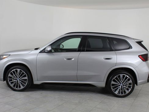 Certified 2025 BMW X1 xDrive28i w/ Technology Package image 2