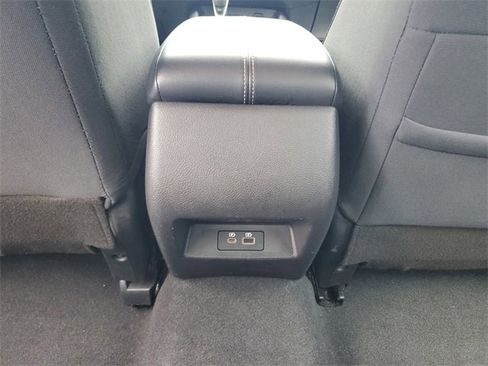 Used 2024 Nissan Altima 2.5 SV image 16