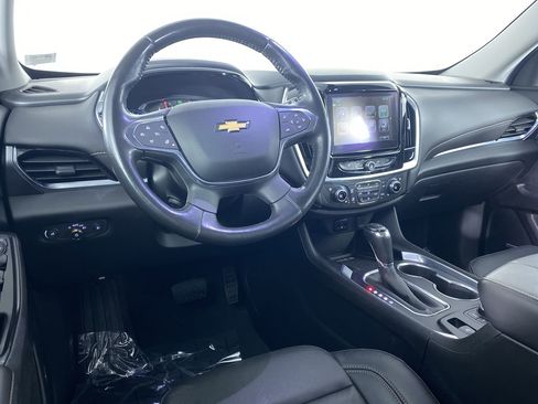 Certified 2019 Chevrolet Traverse Premier w/ Redline Edition image 2