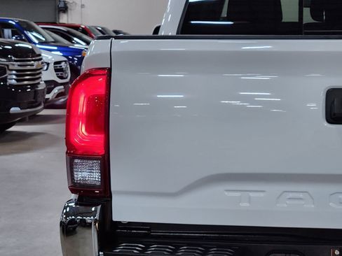 Used 2022 Toyota Tacoma SR5 image 20
