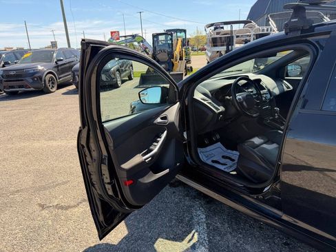 Used 2014 Ford Focus ST w/ Equipment Group 202A FWD image 9