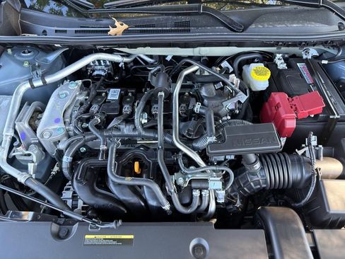 New 2025 Nissan Sentra SR image 11