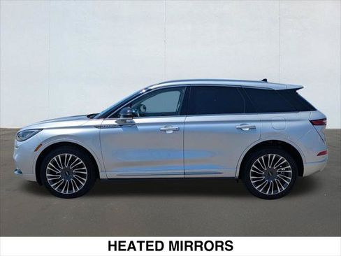 Used 2020 Lincoln Corsair Reserve w/ Appearance Package FWD image 2