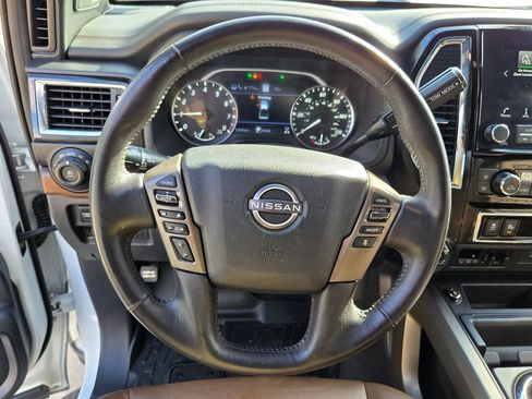 Used 2023 Nissan Titan Platinum Reserve w/ Moonroof Package AWD/4WD image 18