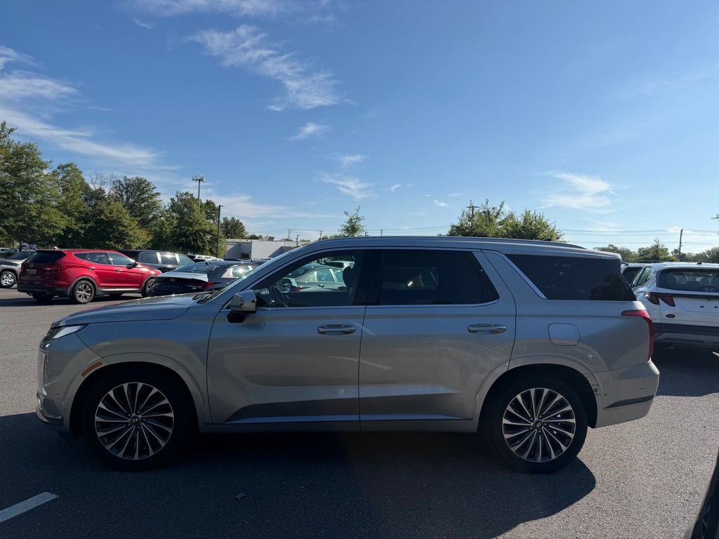 Used 2024 Hyundai Palisade Calligraphy AWD/4WD image 3