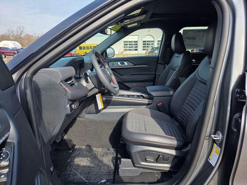New 2026 Ford Explorer ST-Line AWD/4WD image 16