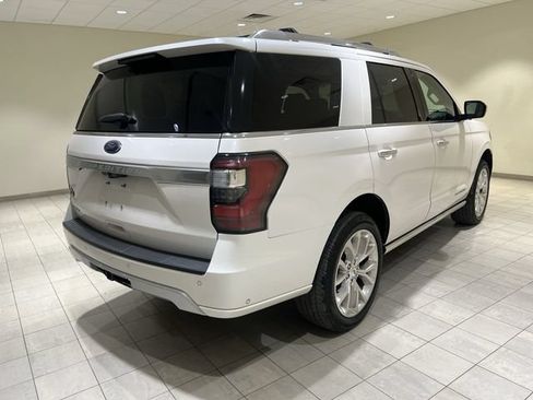 Used 2019 Ford Expedition Platinum AWD/4WD image 5