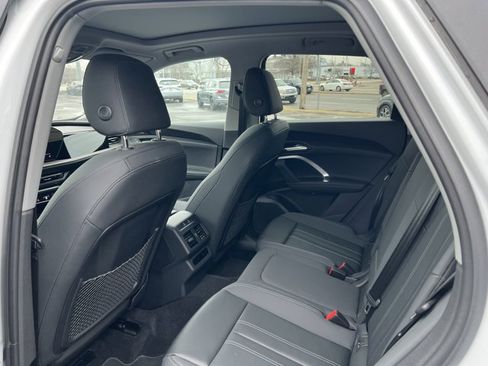Used 2025 Audi Q5 Premium Plus w/ Premium Plus image 7