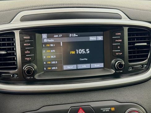 Used 2020 Kia Sorento LX w/ LX I4 Convenience Package AWD/4WD image 14