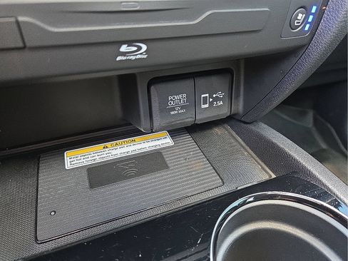 Used 2019 Honda Pilot Elite image 20