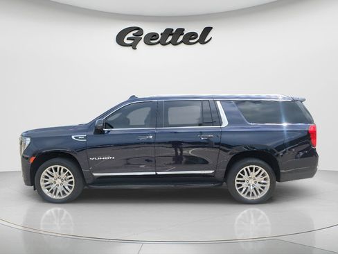 Used 2024 GMC Yukon XL SLT w/ SLT Luxury Package AWD/4WD image 8