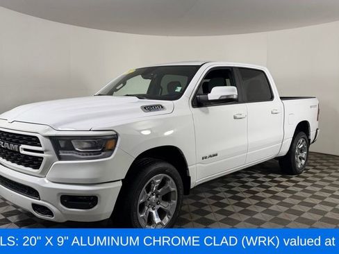 Used 2022 RAM 1500 Big Horn AWD/4WD image 3