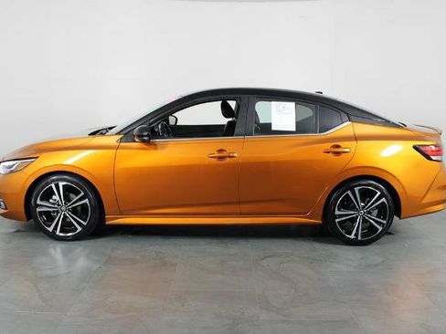 Certified 2021 Nissan Sentra SR w/ SR Premium Package image 11