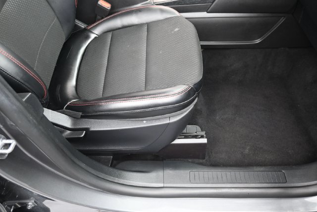 Used 2025 Ford Escape ST-Line FWD image 34