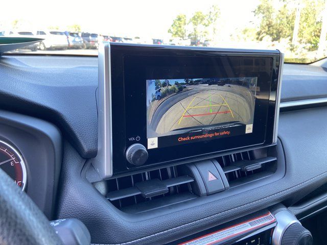Used 2025 Toyota RAV4 LE AWD/4WD image 30
