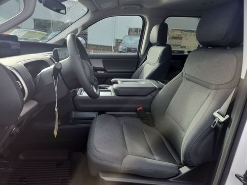 New 2025 Ford Expedition Max Active AWD/4WD image 12
