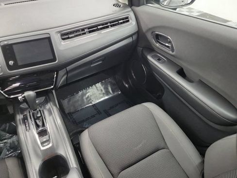 Used 2022 Honda HR-V EX image 16