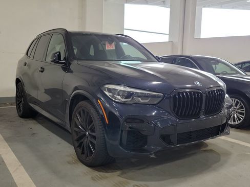 Used 2023 BMW X5 sDrive40i w/ M Sport Package RWD image 2