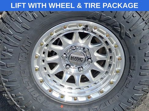 Used 2022 Chevrolet Silverado 1500 RST AWD/4WD image 9