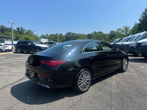 Used 2025 Mercedes-Benz CLA 250 4MATIC image 5
