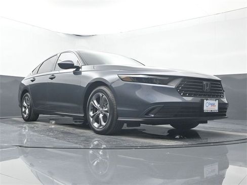 Used 2024 Honda Accord EX image 13