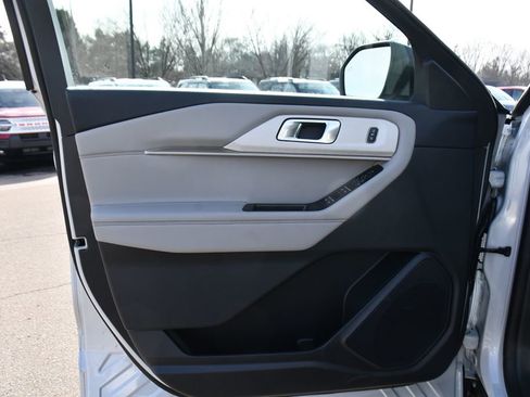 New 2026 Ford Explorer Active w/ Active Comfort Package AWD/4WD image 25