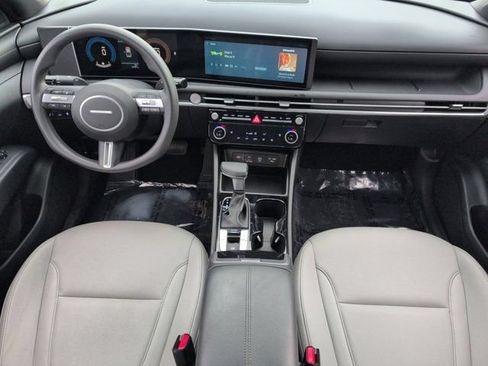 Used 2025 Hyundai Santa Cruz SEL FWD image 25