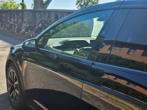 Used 2023 Tesla Model X image 20