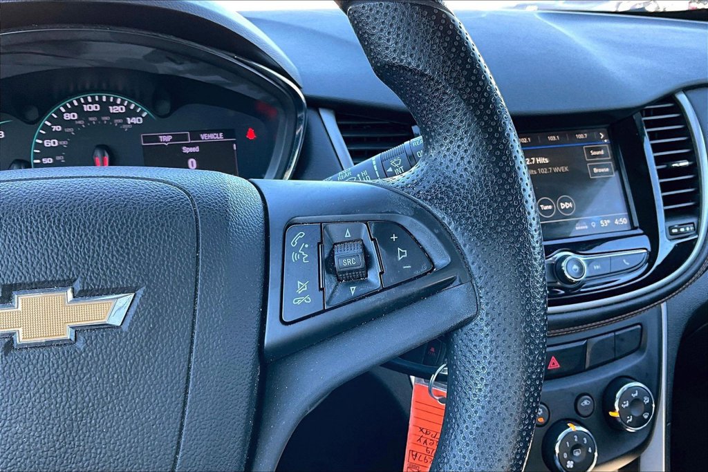 Used 2019 Chevrolet Trax LS AWD/4WD image 19