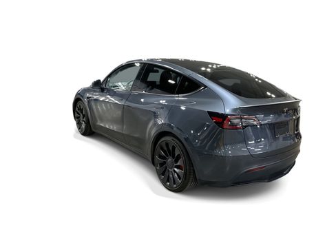 Certified 2023 Tesla Model Y Performance AWD/4WD image 4