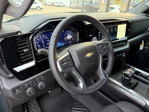 New 2026 Chevrolet Silverado 1500 LTZ w/ Z71 Off-Road Package image 8