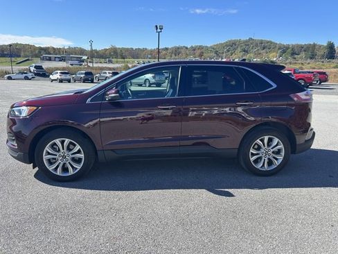 Used 2024 Ford Edge Titanium image 8