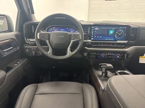 New 2026 Chevrolet Silverado 1500 LT Trail Boss w/ Convenience Package II image 26