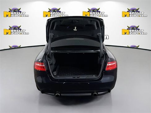 Used 2017 Jaguar XE Prestige image 23