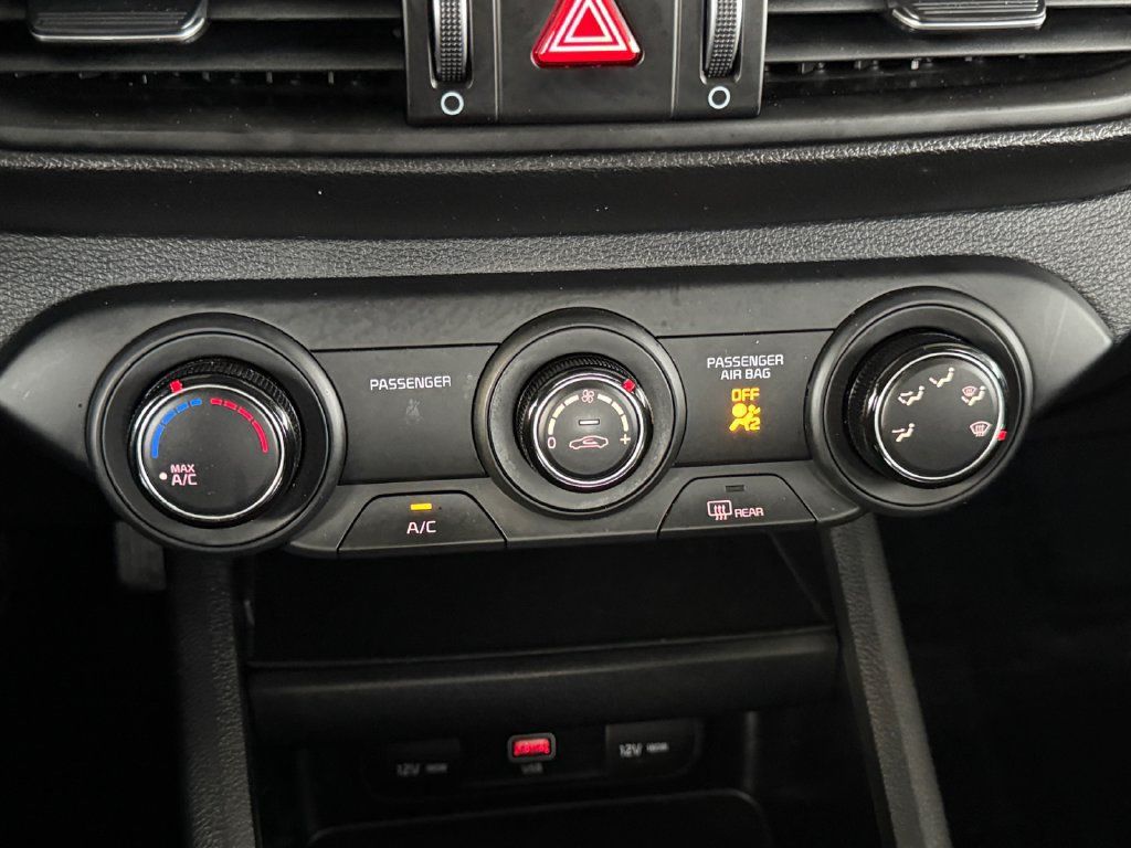 Used 2023 Kia Forte LXS w/ LXS Technology Package FWD image 16
