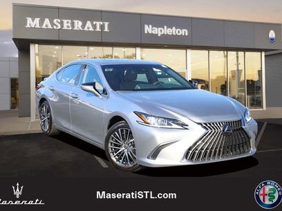 Used 2024 Lexus ES 300h w/ Premium Package