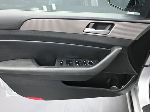 Used 2018 Hyundai Sonata Sport image 17