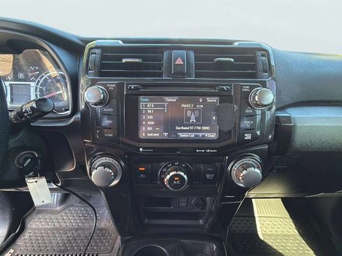 Used 2016 Toyota 4Runner Trail Premium w/ Convenience Package AWD/4WD image 10