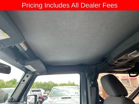 Used 2014 Jeep Wrangler Sport AWD/4WD image 4