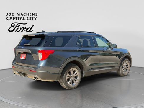 Used 2024 Ford Explorer XLT w/ Equipment Group 202A AWD/4WD image 5