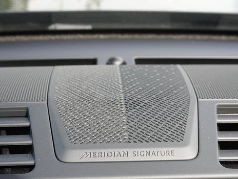 Used 2024 Land Rover Range Rover Long Wheelbase Autobiography AWD/4WD image 72