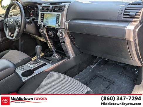 Certified 2024 Toyota 4Runner SR5 AWD/4WD image 37