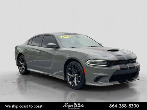 Used 2019 Dodge Charger GT RWD image 1