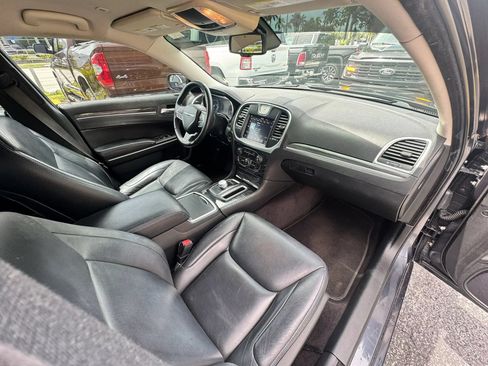 Used 2018 Chrysler 300 Touring w/ Sport Appearance Package RWD image 23